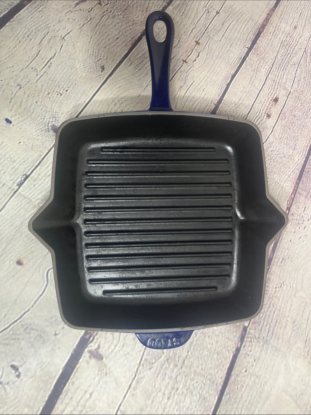 Staub Enameled Cast Iron American Square Grill Pan #26